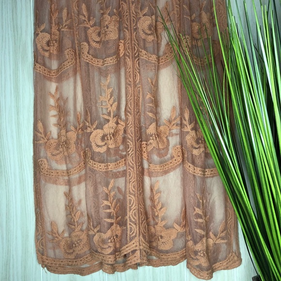 Embroidered Bohemian Lace Beach Coverup-Dusty Rose - Picture 4 of 4